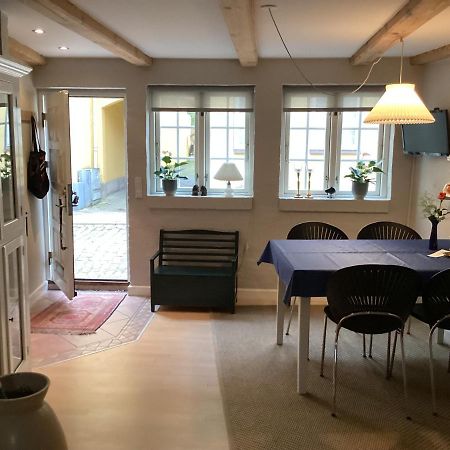 Dejligt Lille Byhus フ ァボルグ エクステリア 写真